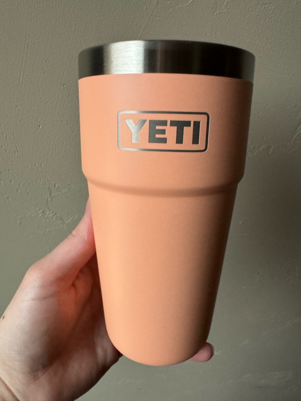 Yeti 20oz Low Country Peach Tumbler